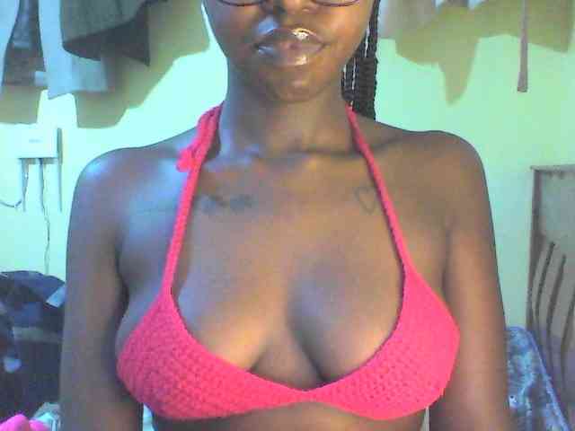TipQueen webcam