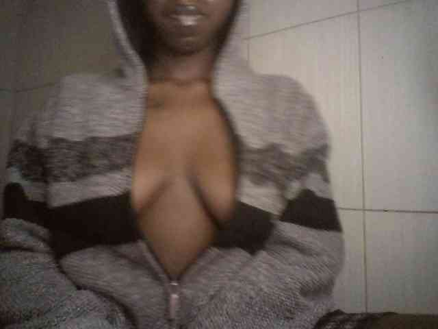 Ebonymuse webcam