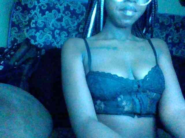TipQueen webcam