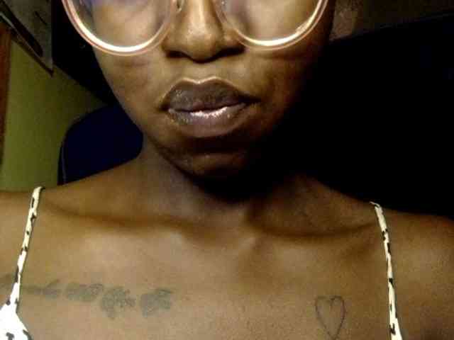 Ebonymuse webcam