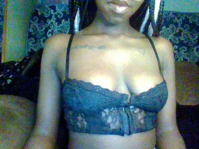 TipQueen webcam
