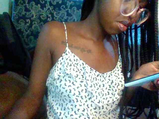 TipQueen webcam