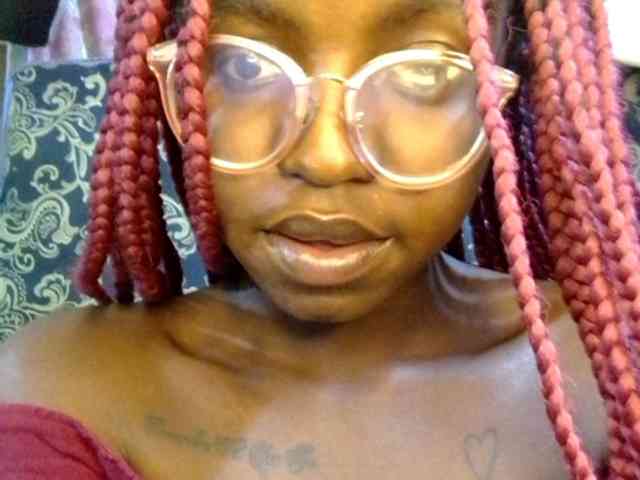 Ebonymuse webcam