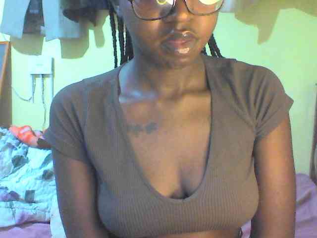 TipQueen webcam