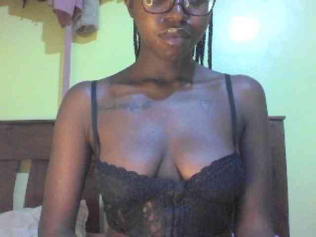 TipQueen webcam