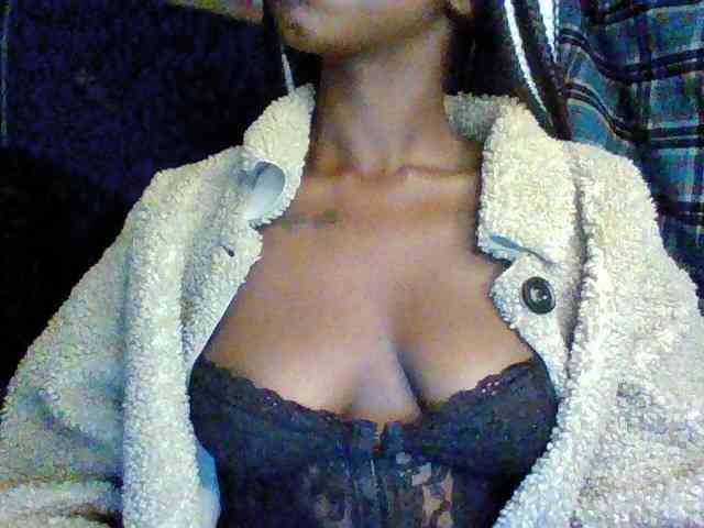 TipQueen webcam