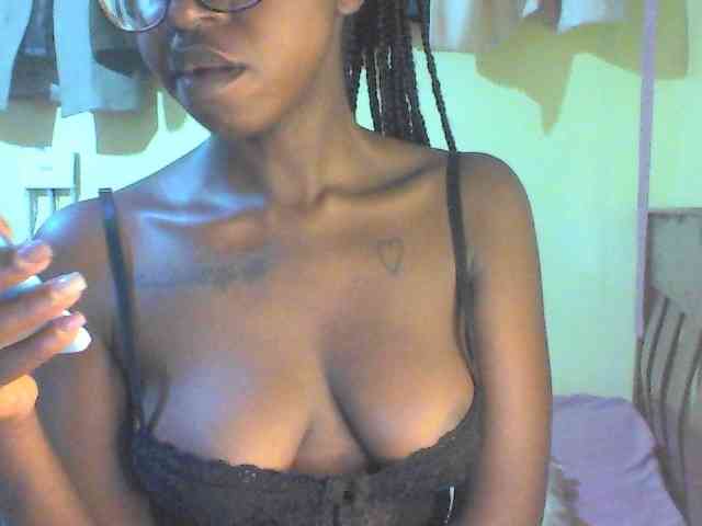 TipQueen webcam