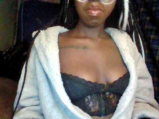 TipQueen webcam