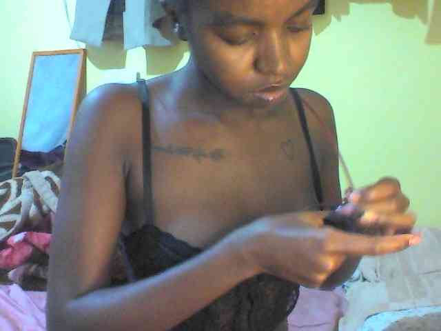 TipQueen webcam