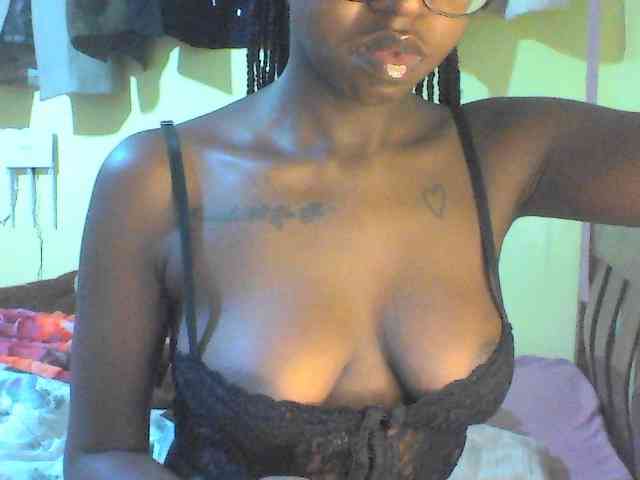 TipQueen webcam