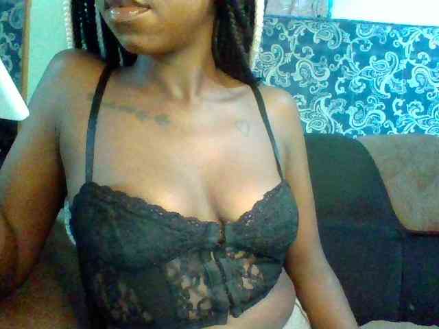 TipQueen webcam