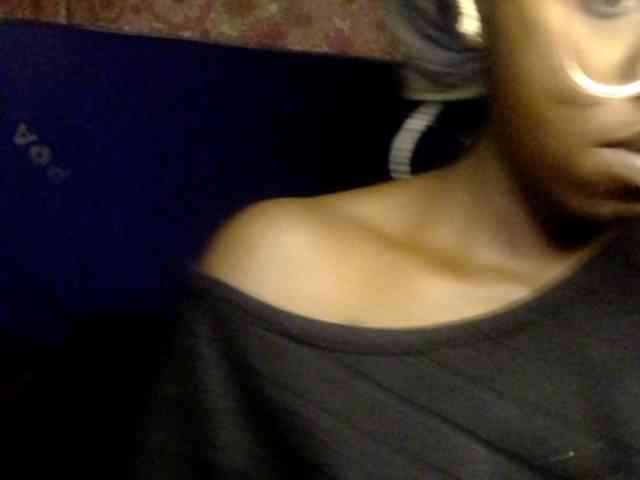 TipQueen webcam
