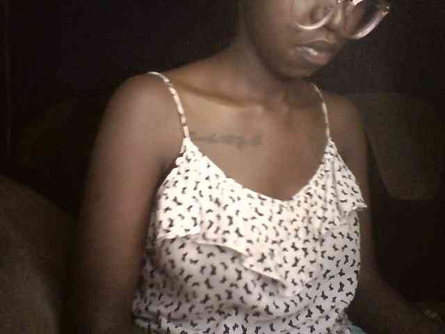 Ebonymuse webcam