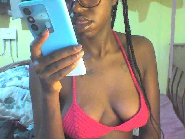 TipQueen webcam