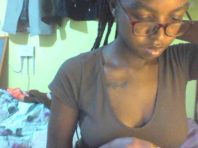 TipQueen webcam