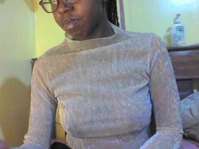 TipQueen webcam