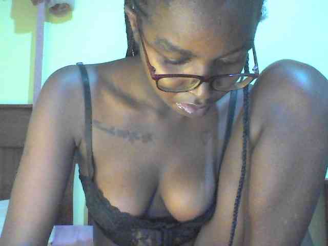 TipQueen webcam
