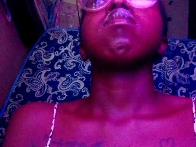 Ebonymuse webcam