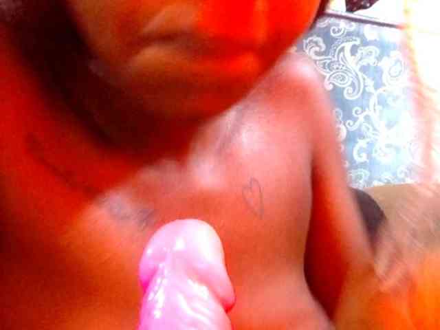 TipQueen webcam