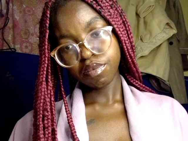 Ebonymuse webcam