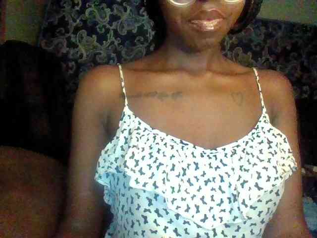 TipQueen webcam
