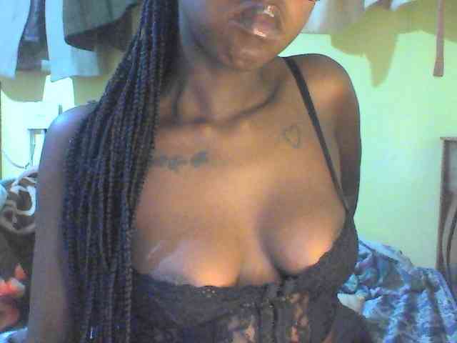 TipQueen webcam