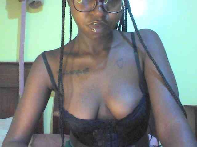 TipQueen webcam