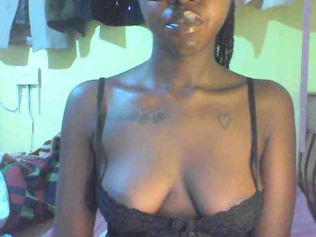 TipQueen webcam