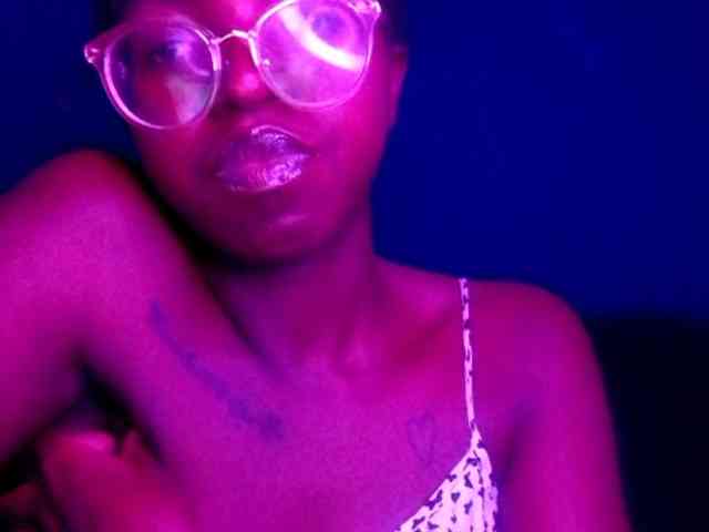 Ebonymuse webcam