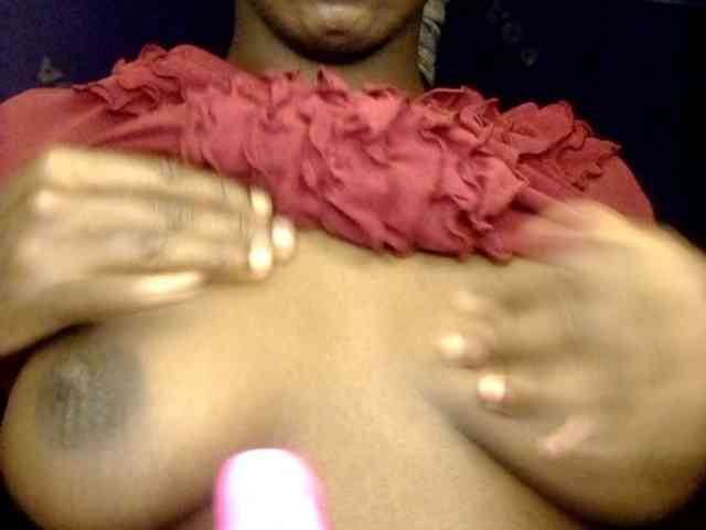TipQueen webcam