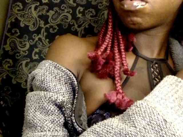 Ebonymuse webcam