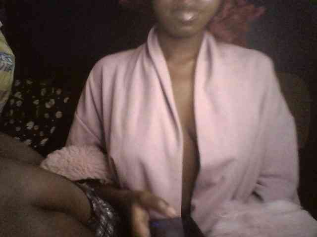 Ebonymuse webcam