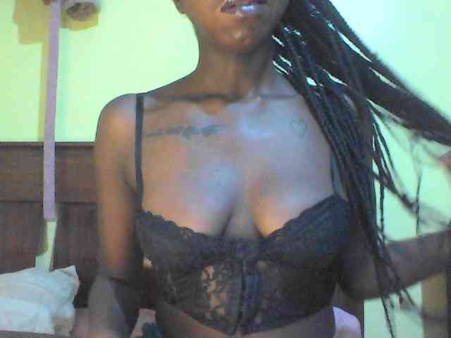 TipQueen webcam