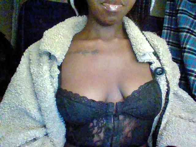 TipQueen webcam