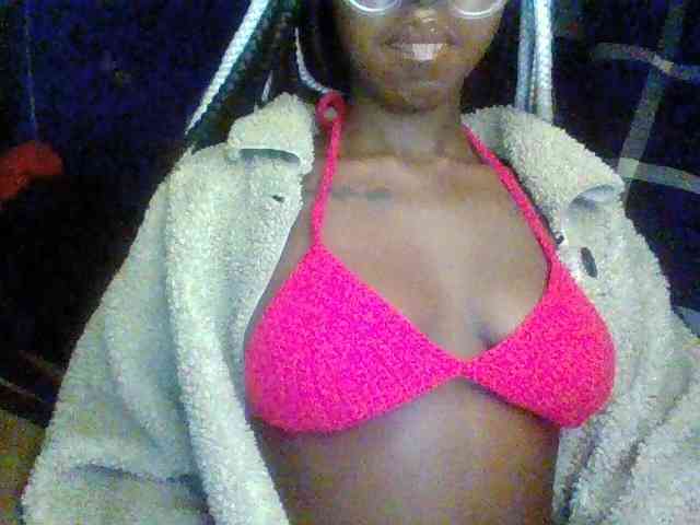 TipQueen webcam