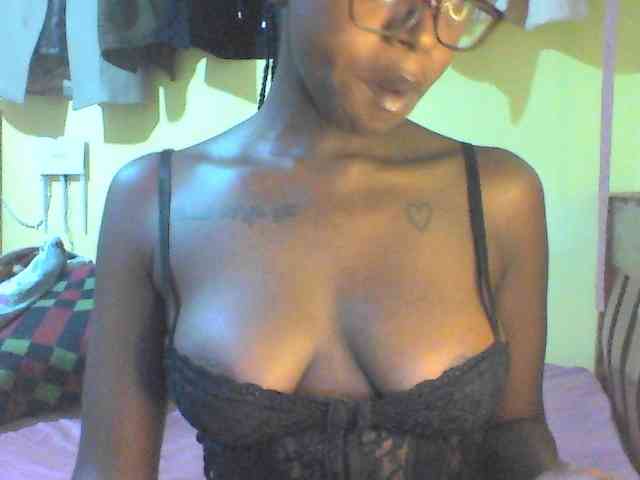 TipQueen webcam