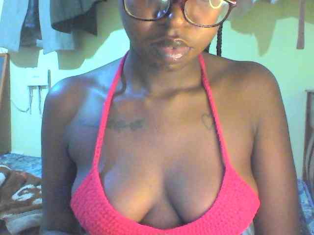 TipQueen webcam