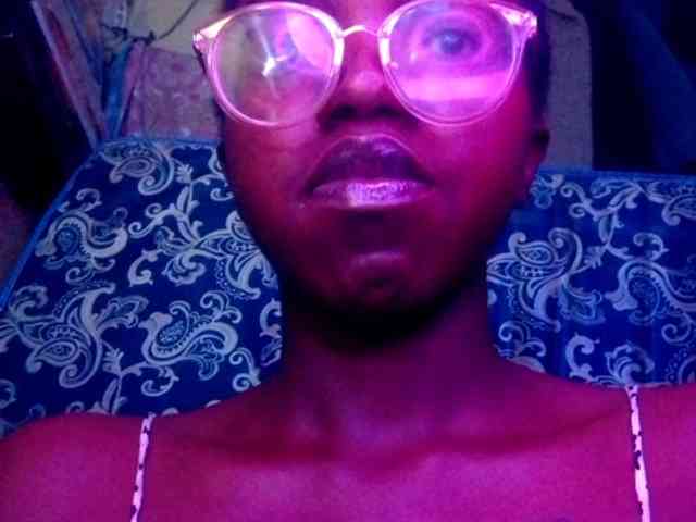 Ebonymuse webcam