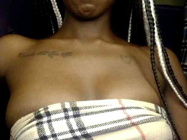 TipQueen webcam