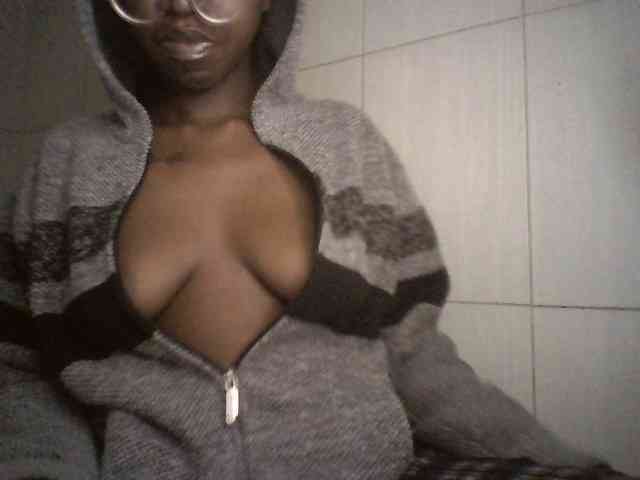 Ebonymuse webcam