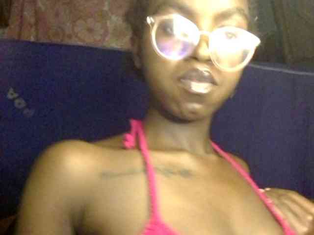 Ebonymuse webcam