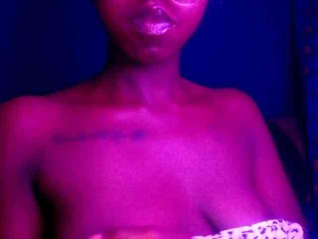 Ebonymuse webcam
