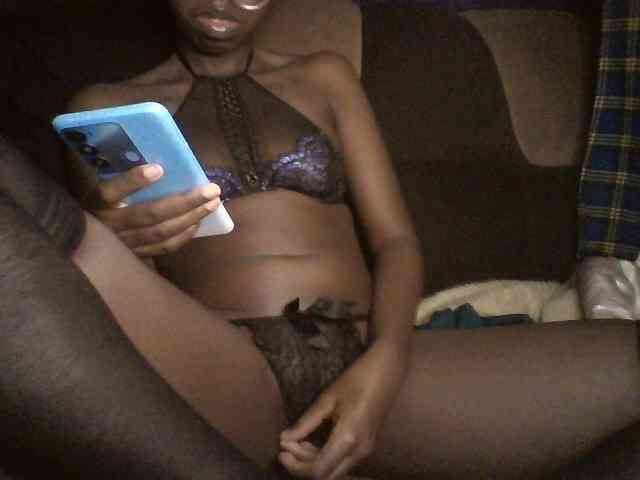 TipQueen webcam