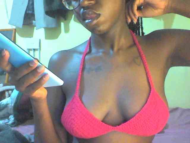 TipQueen webcam