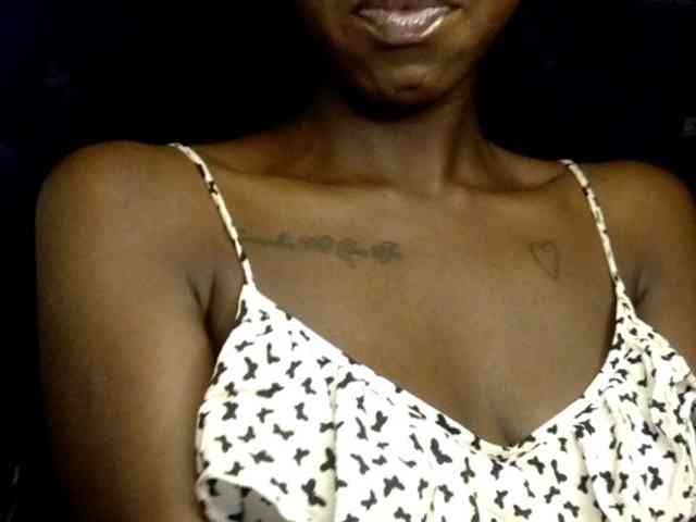 TipQueen webcam