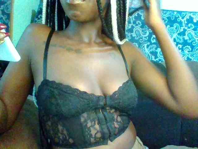 TipQueen webcam