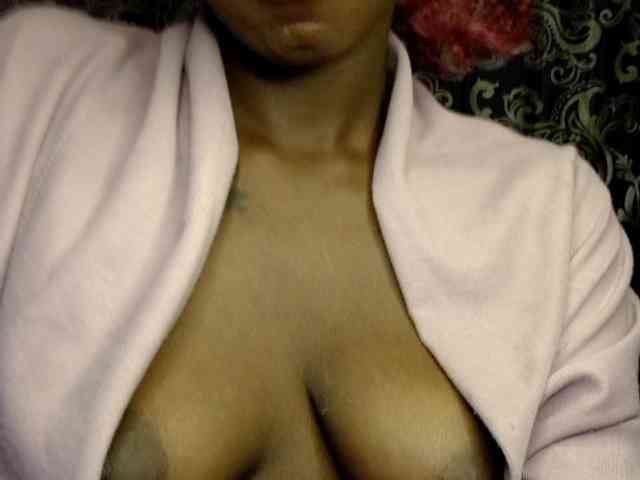 Ebonymuse webcam