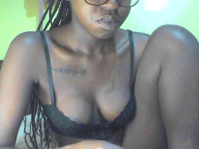 TipQueen webcam