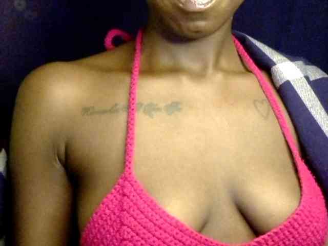 Ebonymuse webcam