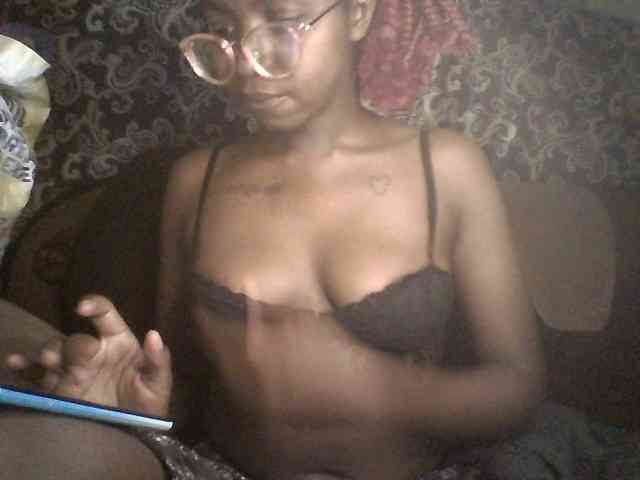 Ebonymuse webcam